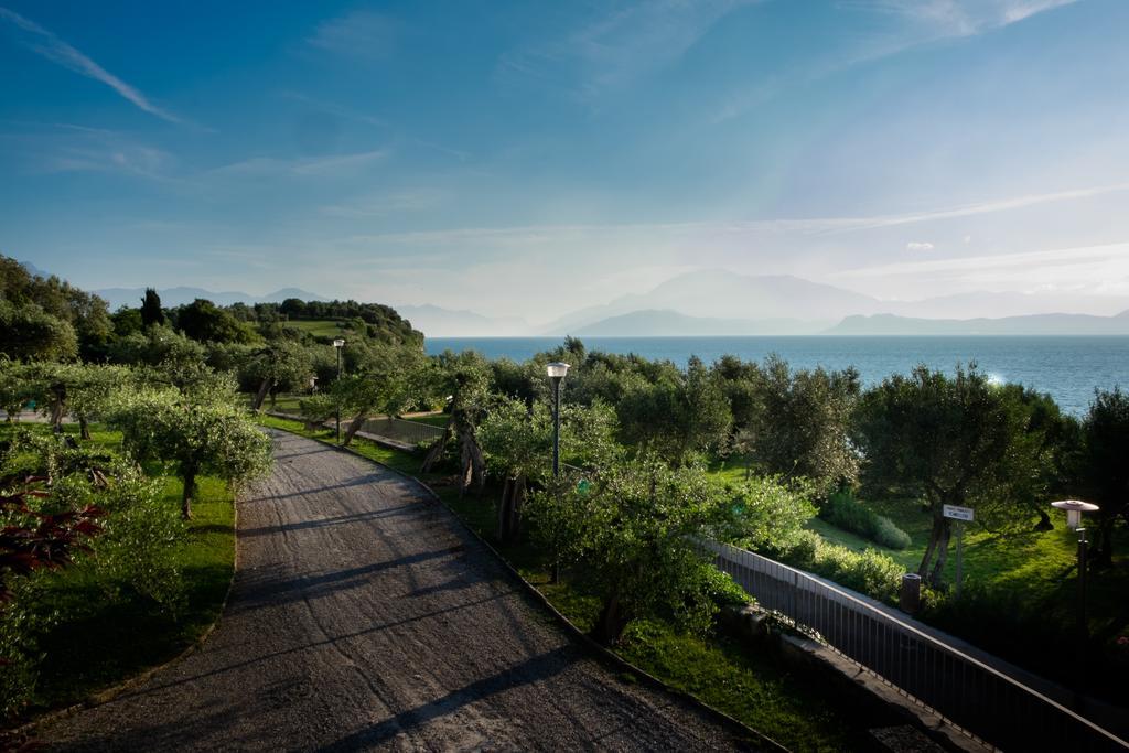 Hotel Mon Repos Sirmione Exterior foto