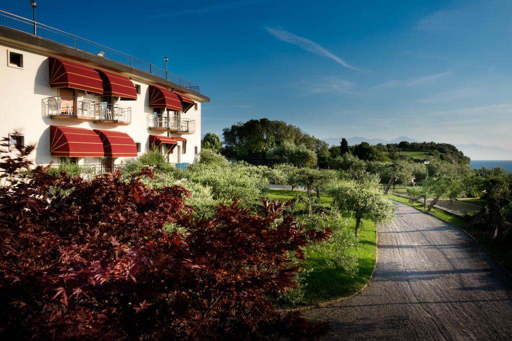 Hotel Mon Repos Sirmione Exterior foto